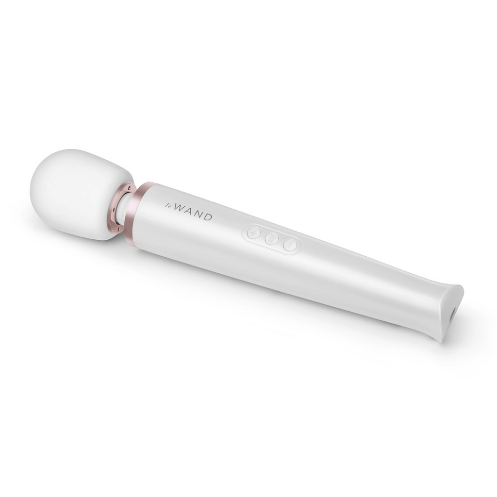 Le-Wand-Pearl-White-Rechargeable-Massager