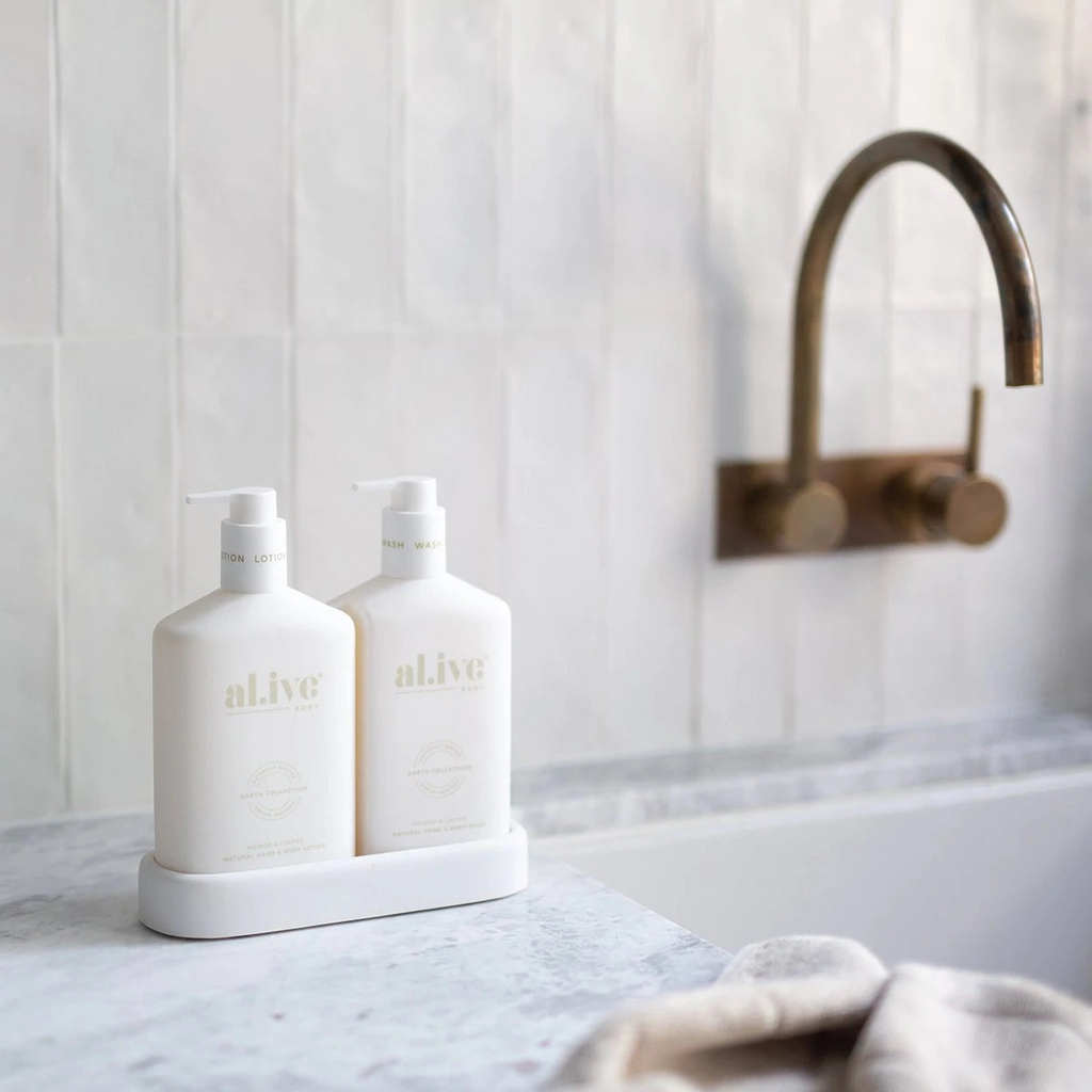 al.Ive-body-handand-body-wash-and-lotion-duo.