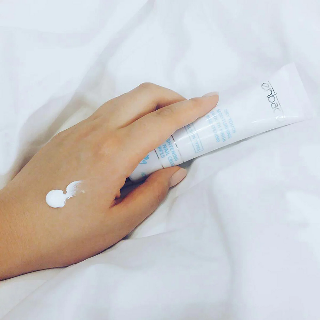 enbacci-moisturising-hand_nail-cream.