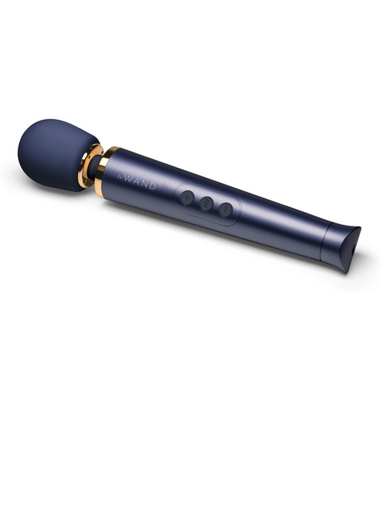 le-wand-petite-rechargeable-massager